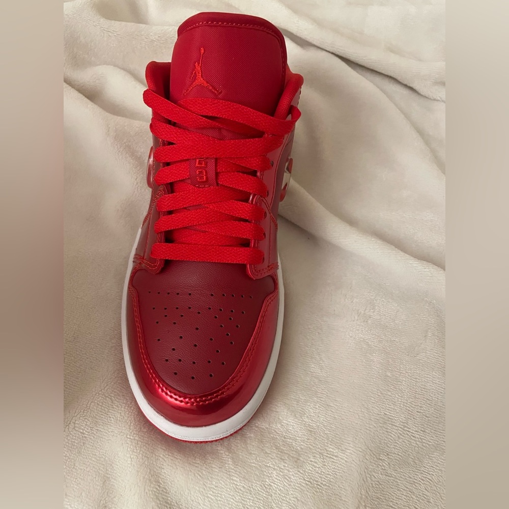 Brand New- Women’s Air Jordan 1 Low SE